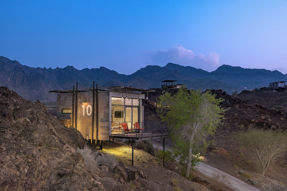 Hatta Resorts - carbon neutral hotel in Dubai