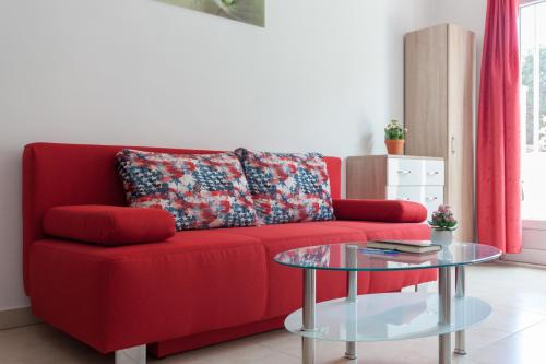 Apartment Chermesinus A57