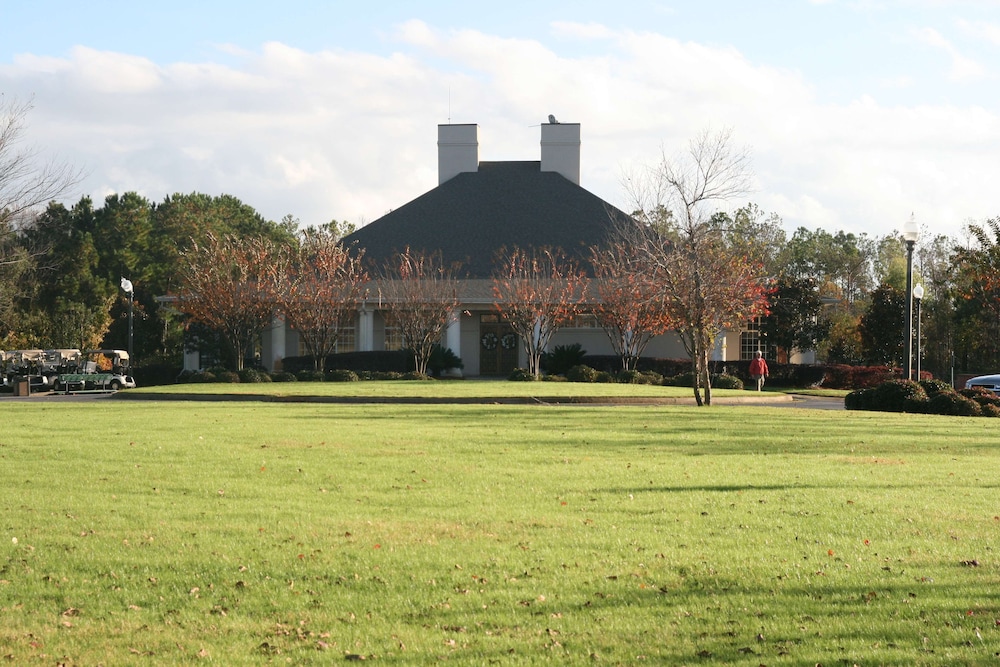 Hampton Inn Moss Point Pascagoula - photo 29