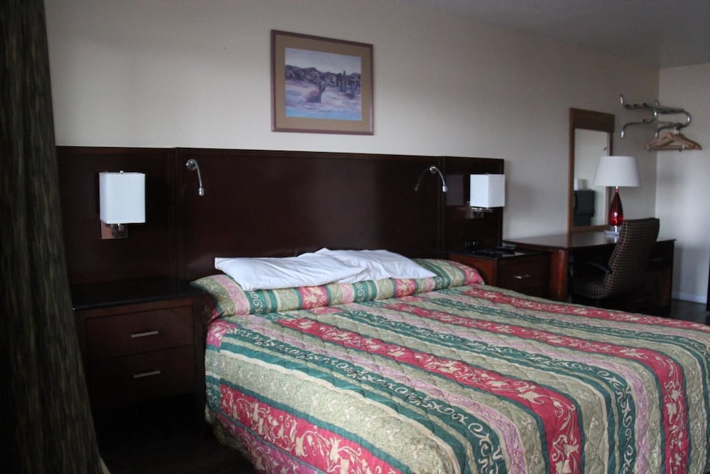 Economy Inn Safford - photo 13