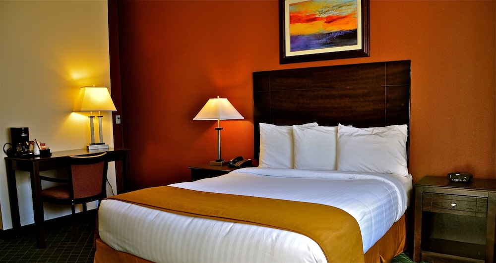 Landmark Inn Fort Irwin - photo 4