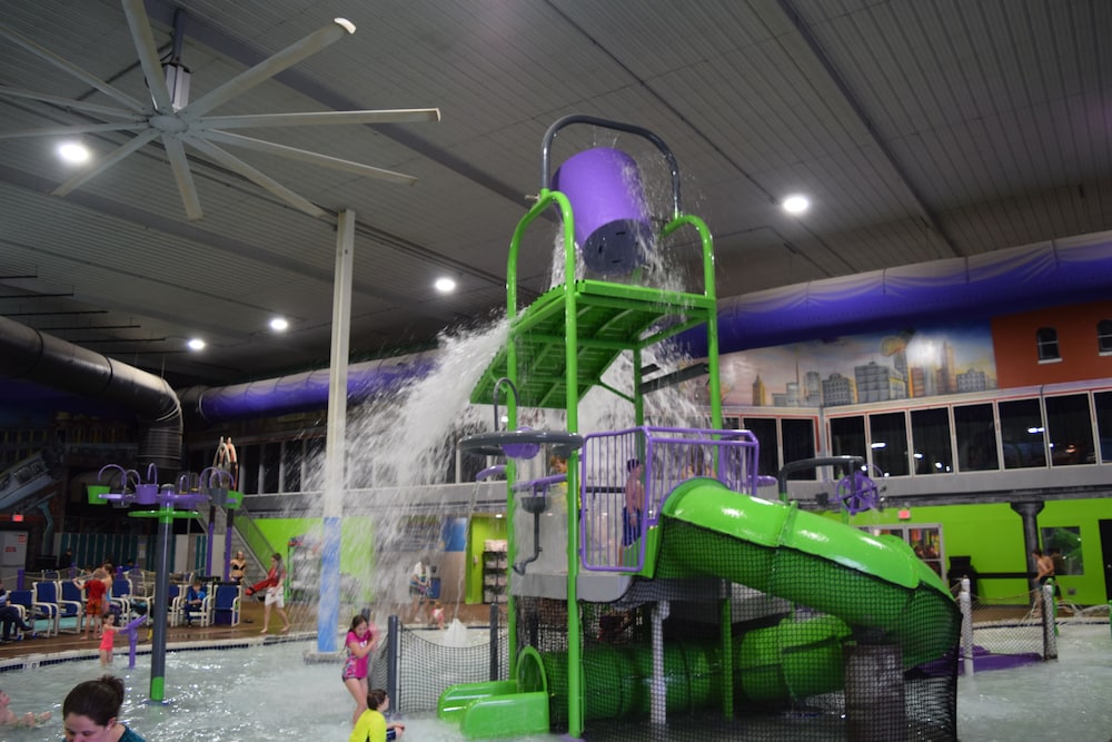Metropolis Resort - photo 52