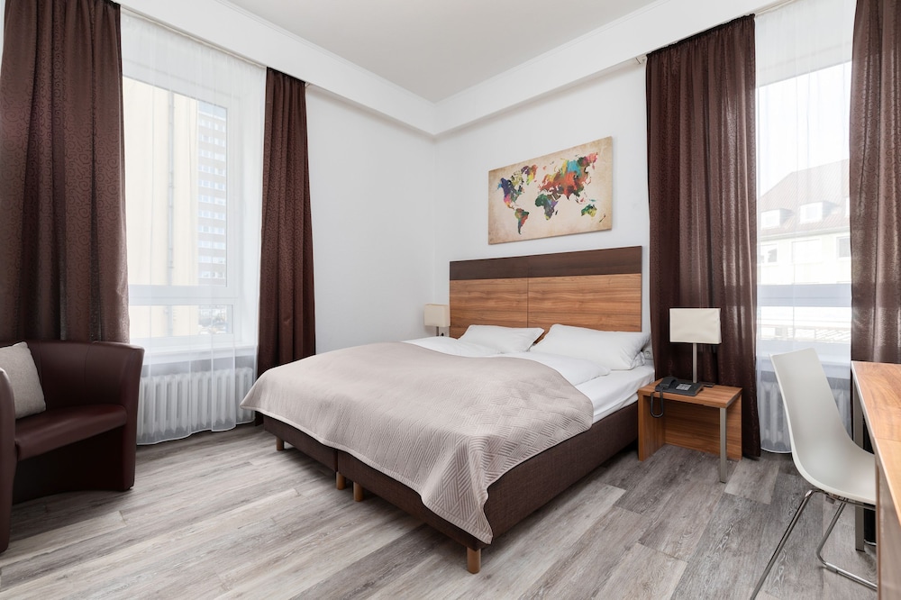 Hotel am Ludwigsplatz — Giessen — photo 4
