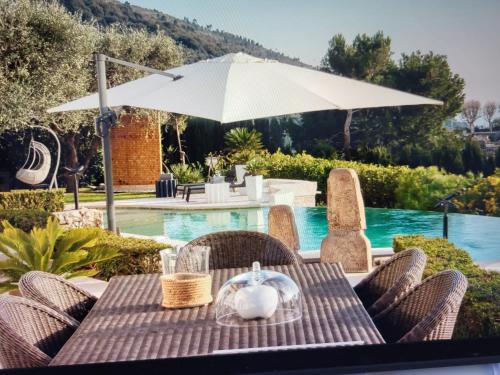 Maison Charmante a Aspremont Avec Piscine Privative — Aspremont — photo 4