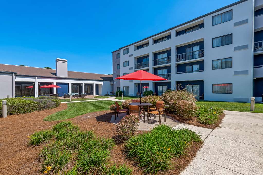Sonesta Select Charlotte University Research Park - photo 26