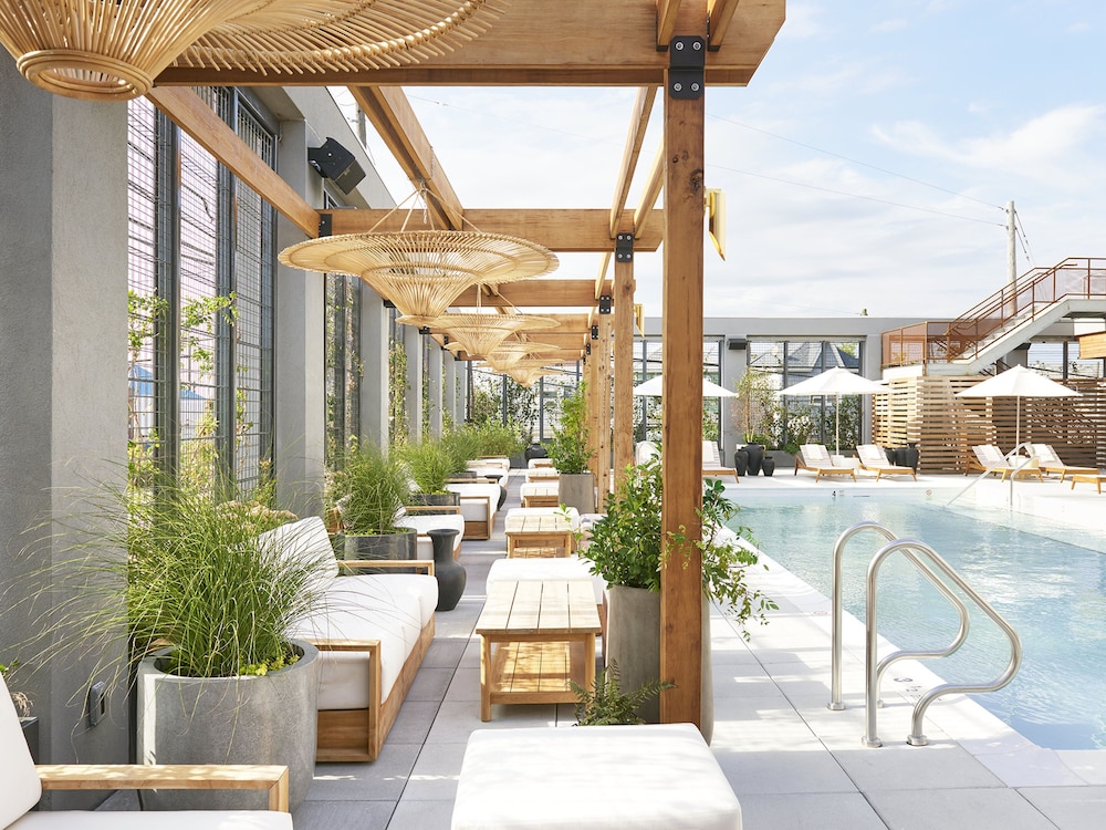 The Rockaway Hotel — hotel in Queens