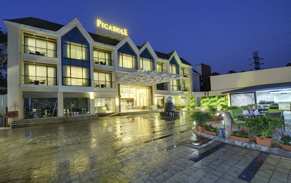 Meritas Picaddle Resort Lonavala — 4-Star Luxury Hotel in Lonavla, India