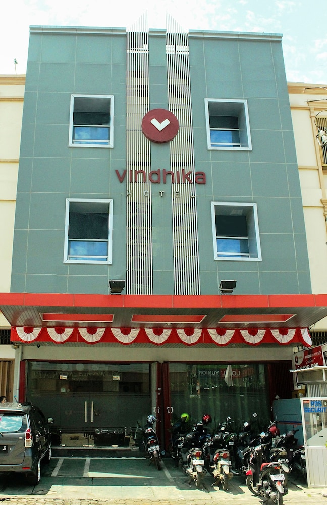 Vindhika Hotel - last minute hotel in Makassar