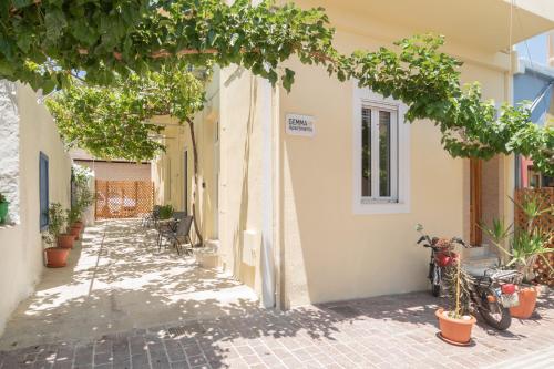 Gemma Apartments — 4-Star Luxury Hotel in Palaiochora, Greece