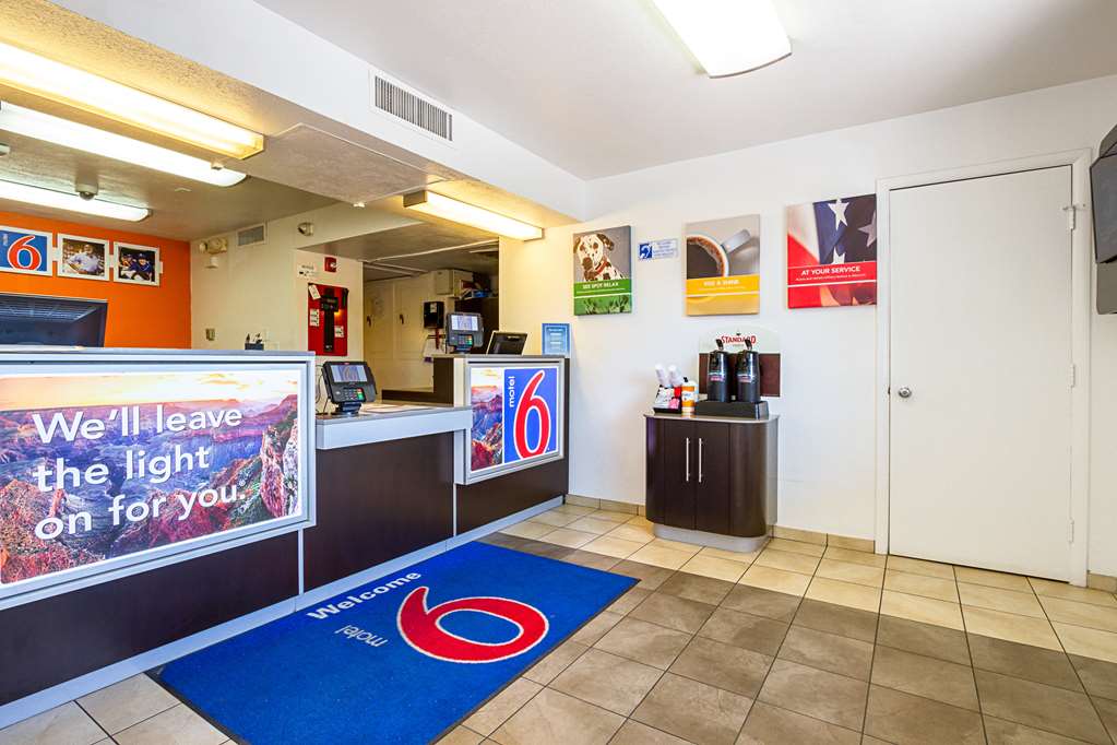Motel 6 Mesa North - photo 21