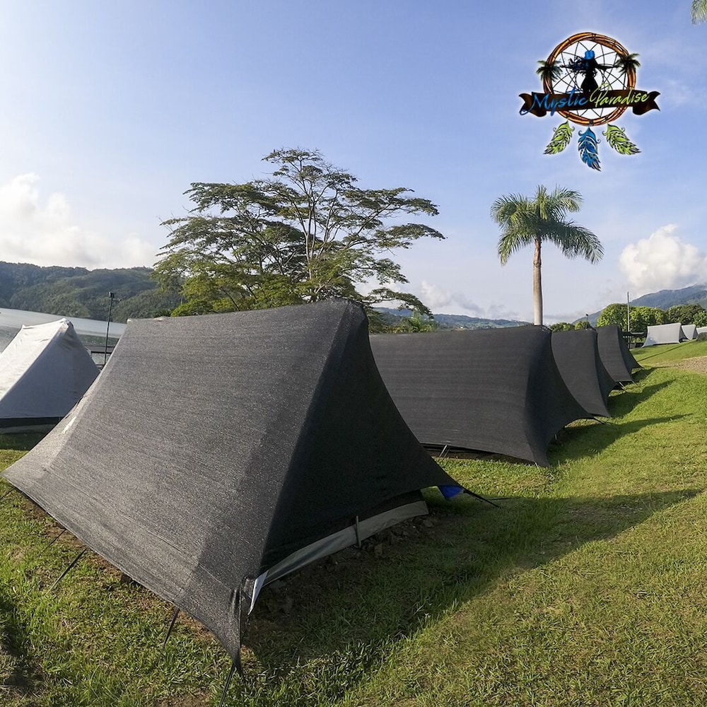 Mystic Paradise — hotel in Calimita