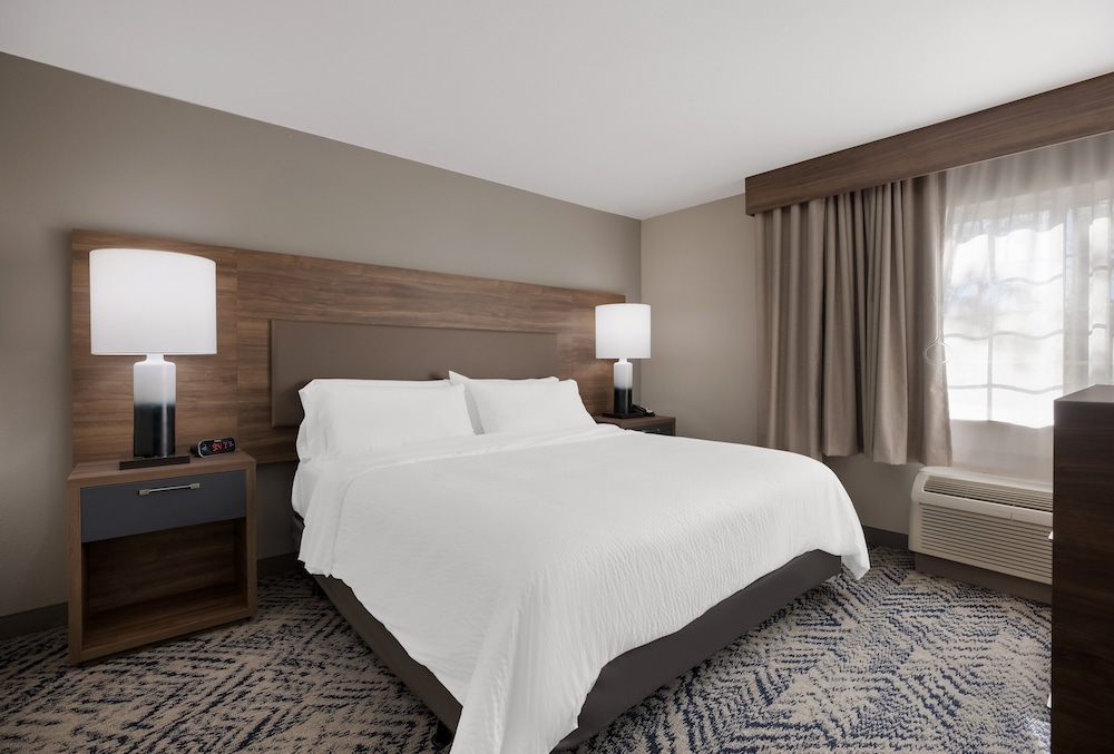 Candlewood Suites Lafayette River Ranch an IHG Hotel - photo 6