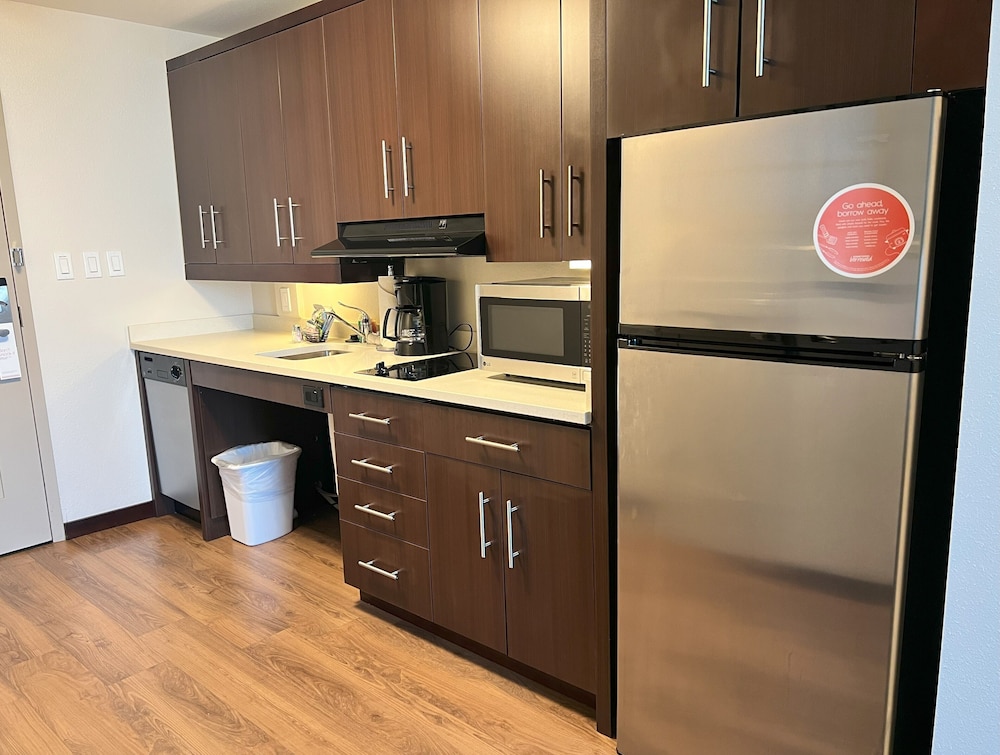 TownePlace Suites by Marriott San Mateo Foster City - photo 16