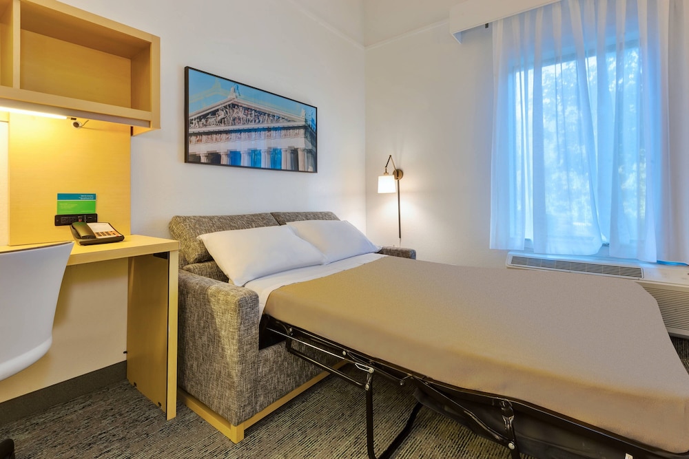 TownePlace Suites by Marriott Nashville Airport - photo 8