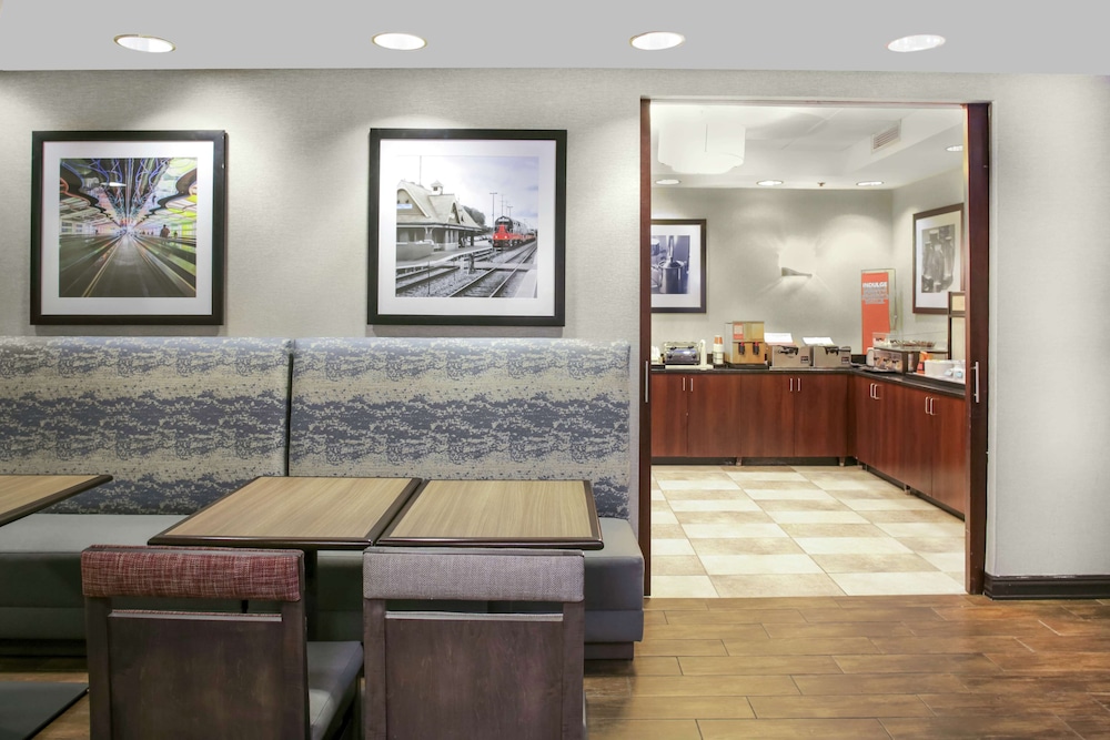 Hampton Inn Chicago Elgin I 90 - photo 5