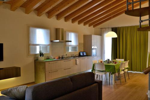 Residenze Cà Fabris — 4-Star Luxury Hotel in Mussolente, Italy