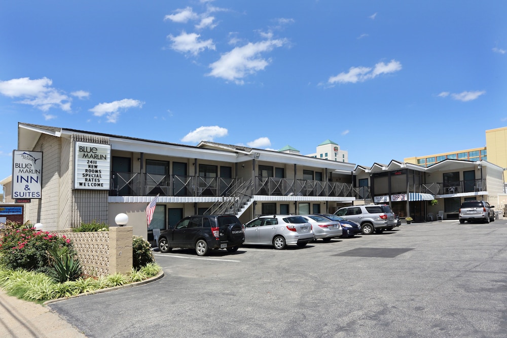 Blue Marlin Inn & Suites - photo 16