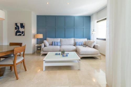 Ag Aguamarina 5 — 4-Star Luxury Hotel in Gandia, Spain