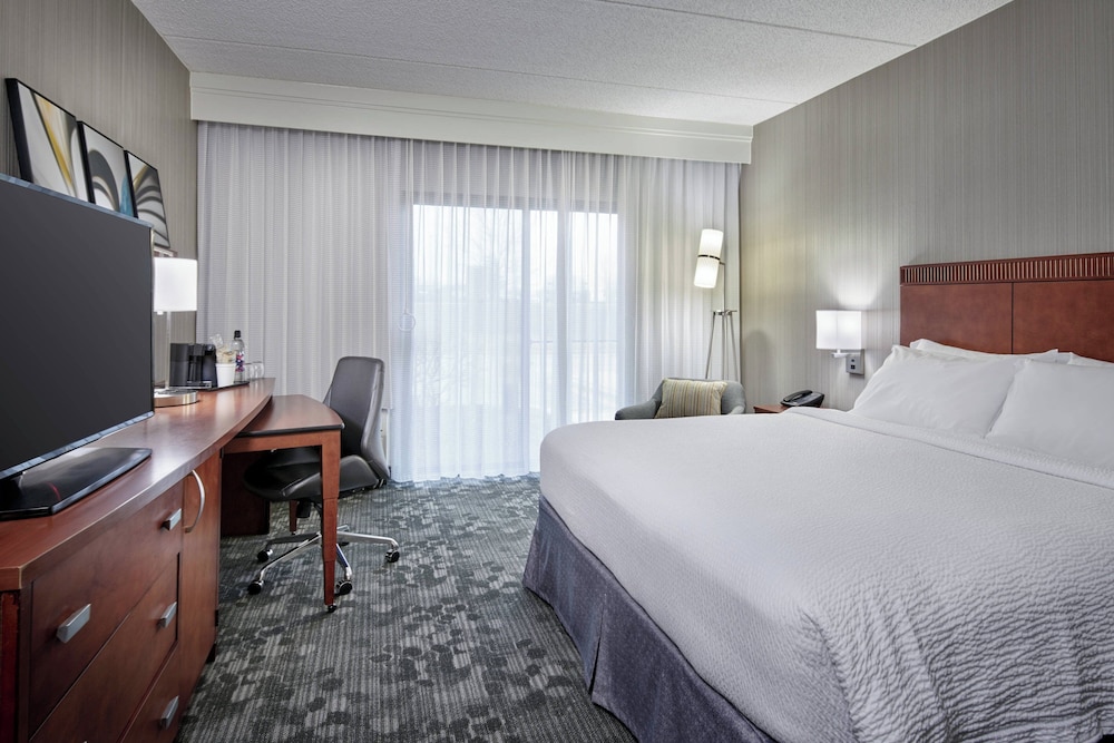 Courtyard by Marriott Chicago Oakbrook Terrace - photo 9