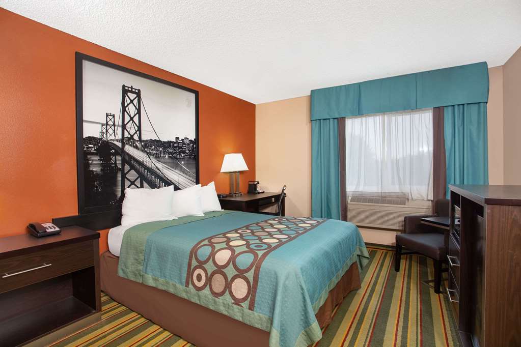Super 8 by Wyndham Chico - photo 12