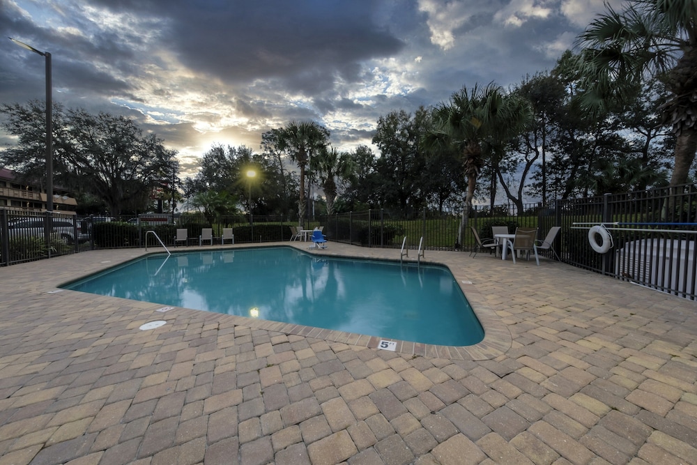 Red Roof Inn Tampa Brandon - photo 26