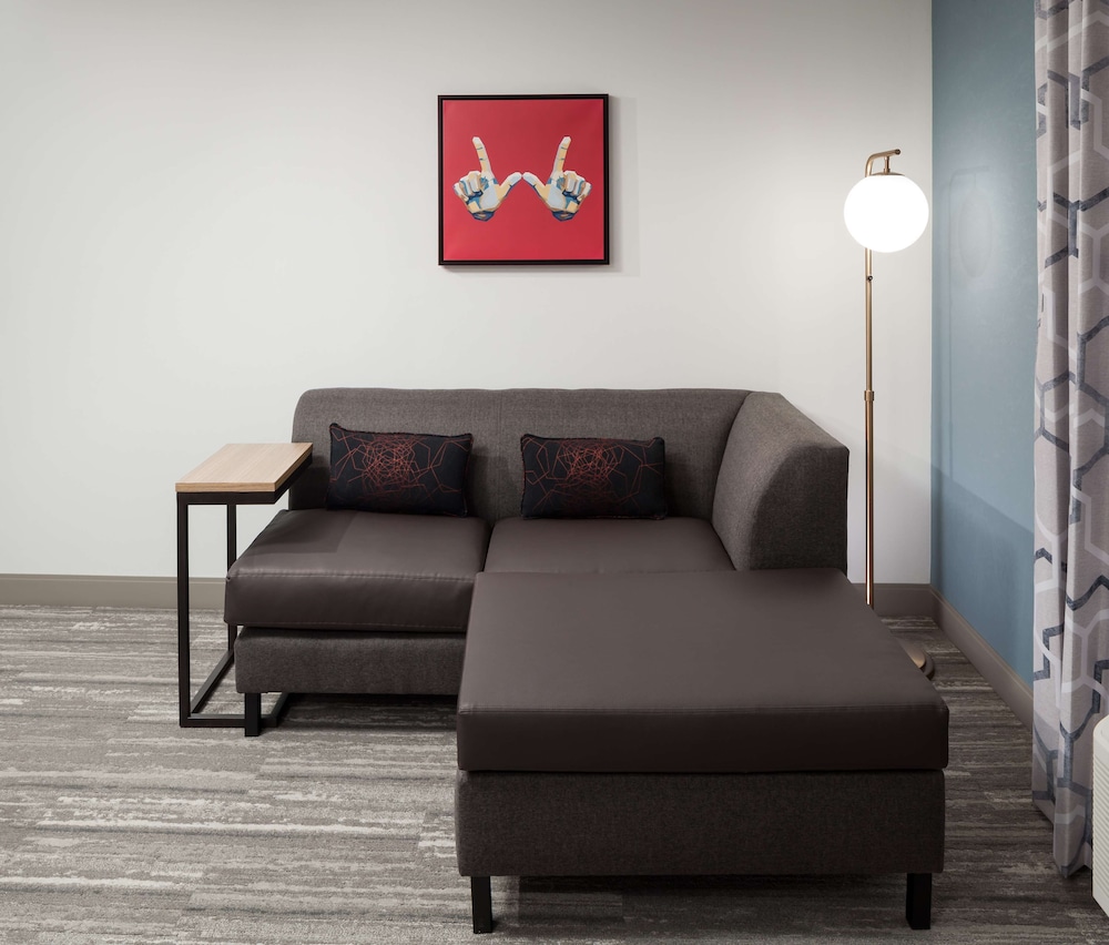 Hilton Garden Inn Madison Downtown - photo 21