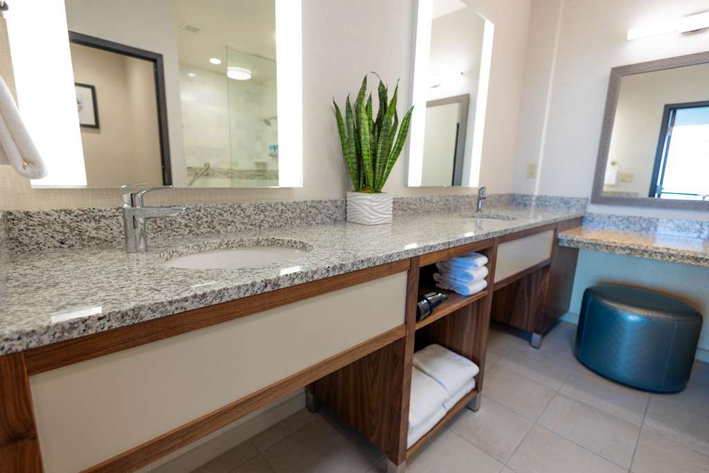 Drury Plaza Hotel Orlando Disney Springs Area - photo 43