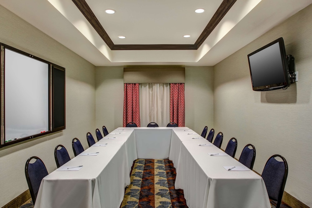 Hampton Inn Thomson - photo 30