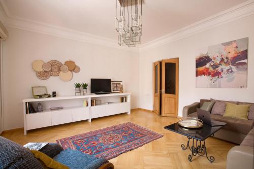 hotelise I Our Yard Apartment — 4-Star Luxury Hotel in Yerevan, Armenia