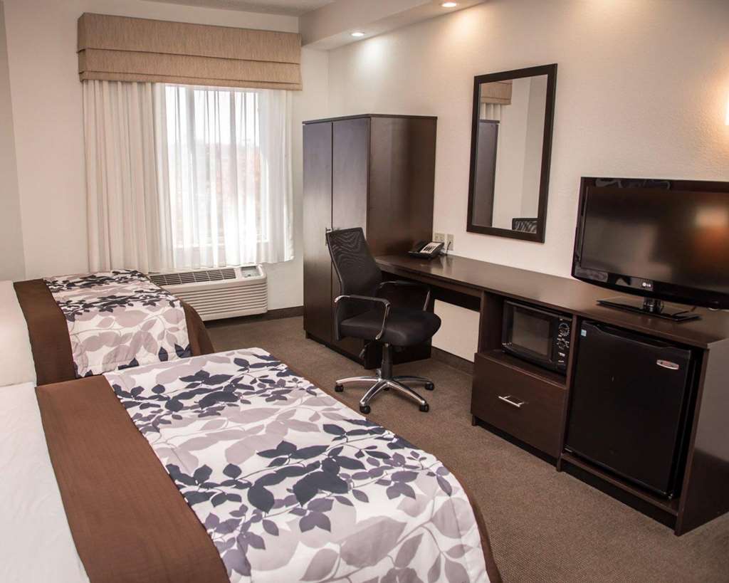 Sleep Inn & Suites at Concord Mills - photo 10