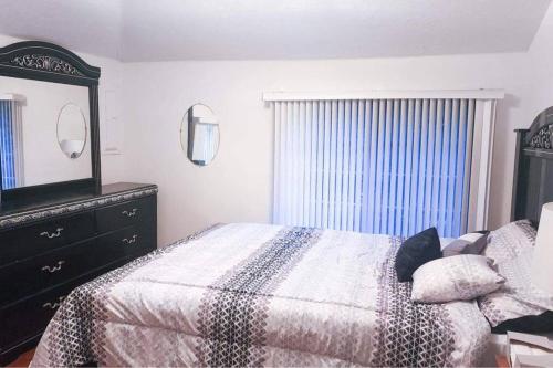 Cozy Balcony apartment in Morningside — 4-Star Luxury Hotel in Sioux City, United States