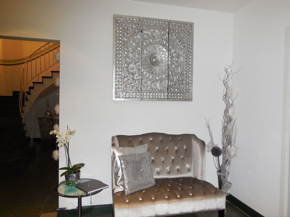 Hotel Sechzehn — Leverkusen — photo 2