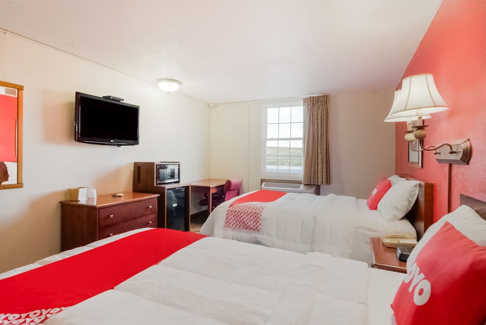 OYO Hotel Morton East Peoria I 74 - photo 6