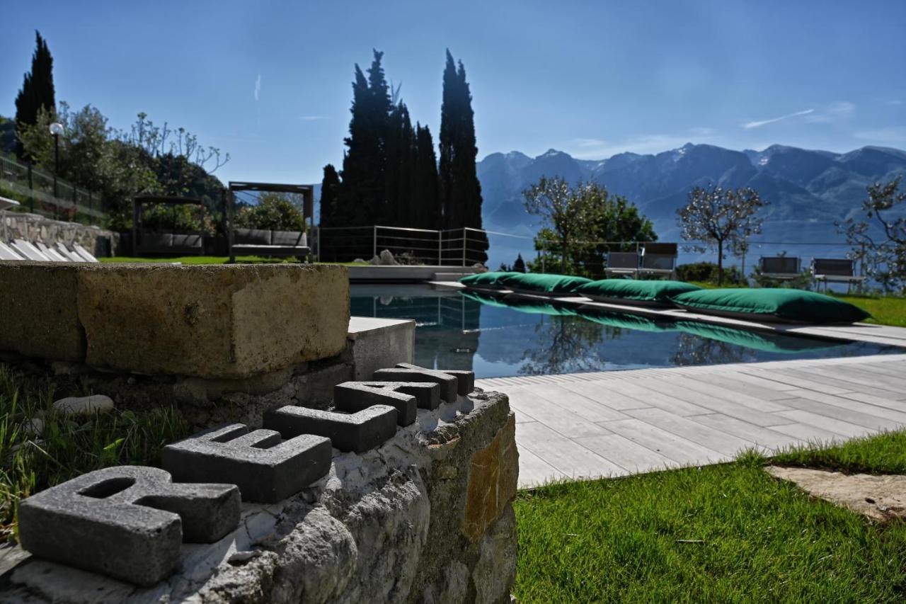 Verdeulivo Relax Home Ruculì Hospitality — 4-Star Luxury Hotel in Gardola, Italy