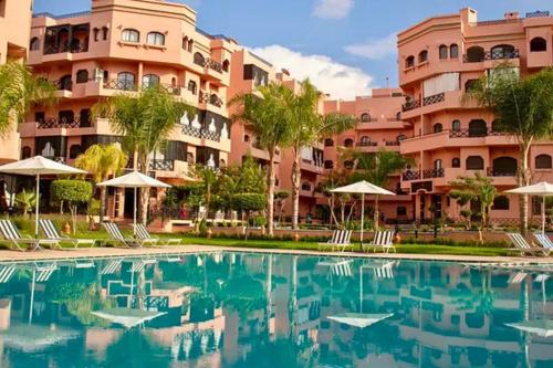 Luxe et sérénité avec jardin terrasse et 5 piscines — 4-Star Luxury Hotel in Marrakesh, Morocco
