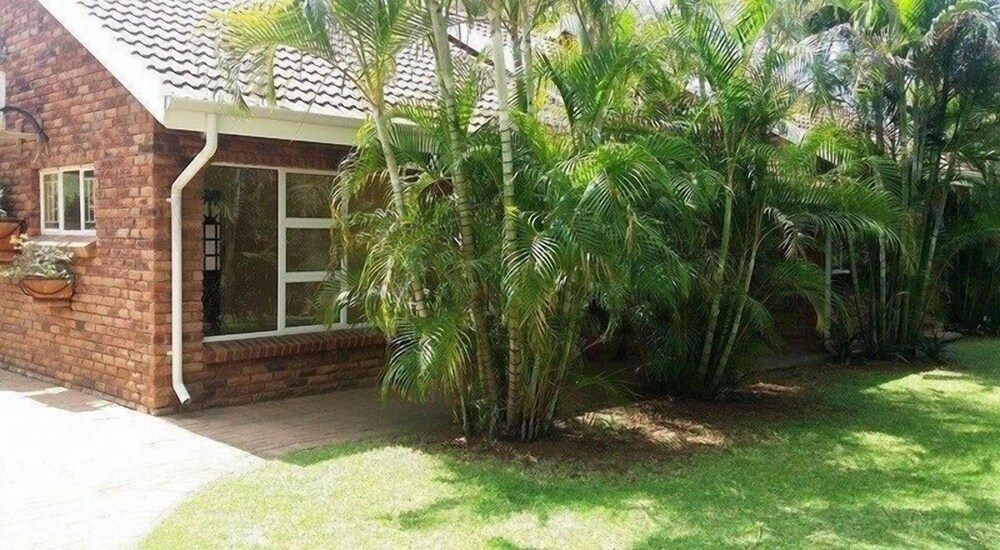 Lala Bela Guest House — 4-Star Luxury Hotel in Bela Bela, South Africa