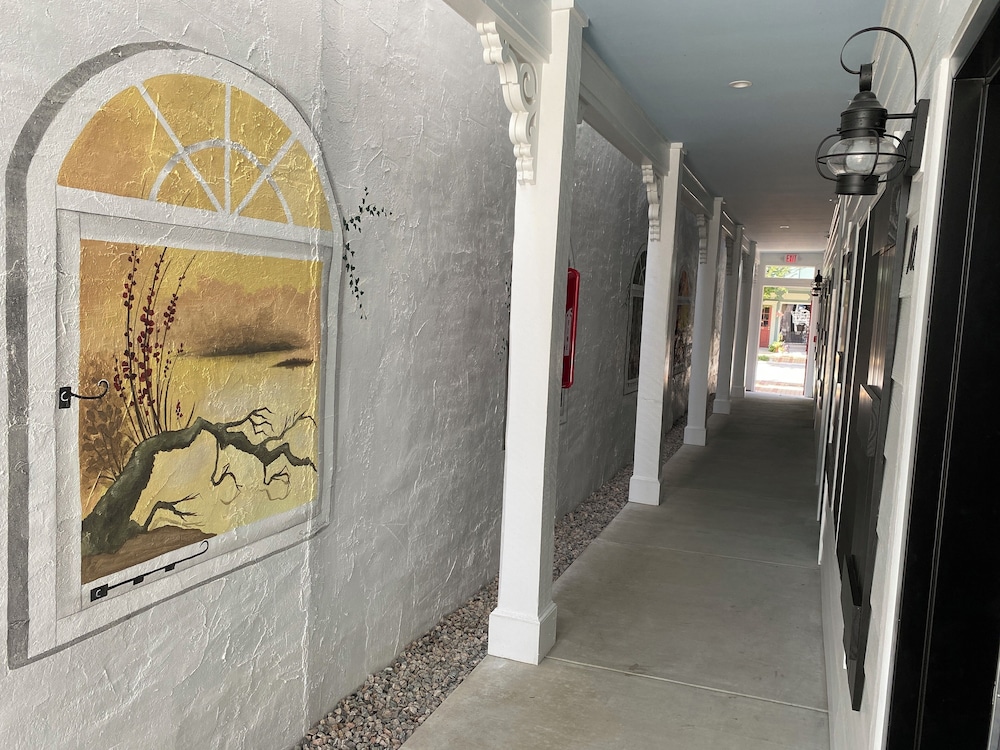 Little Inn on Main - photo 86