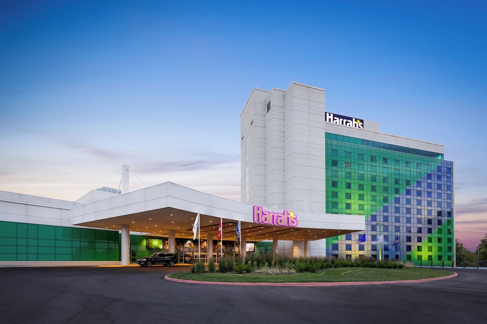 Harrahs Council Bluffs Hotel & Casino - featured photo