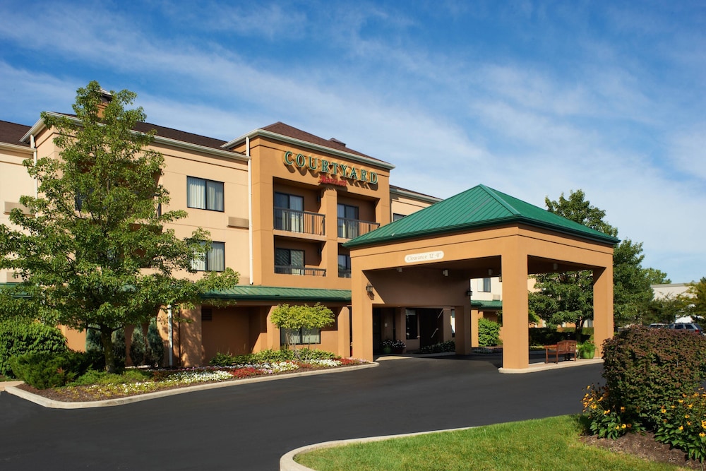 Courtyard by Marriott Toledo Maumee Arrowhead - photo 27
