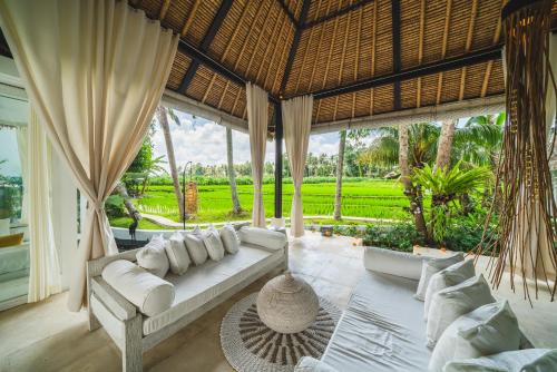 Summer Moon Villa Rice Field View Near Ubud Center — 4-Star Luxury Hotel in Ubud, Indonesia