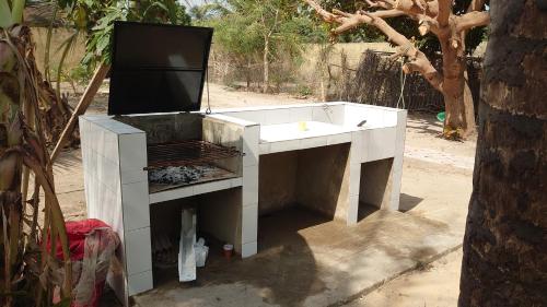 Case traditionnelle diola au bord de l’océan in Unknown City, Senegal