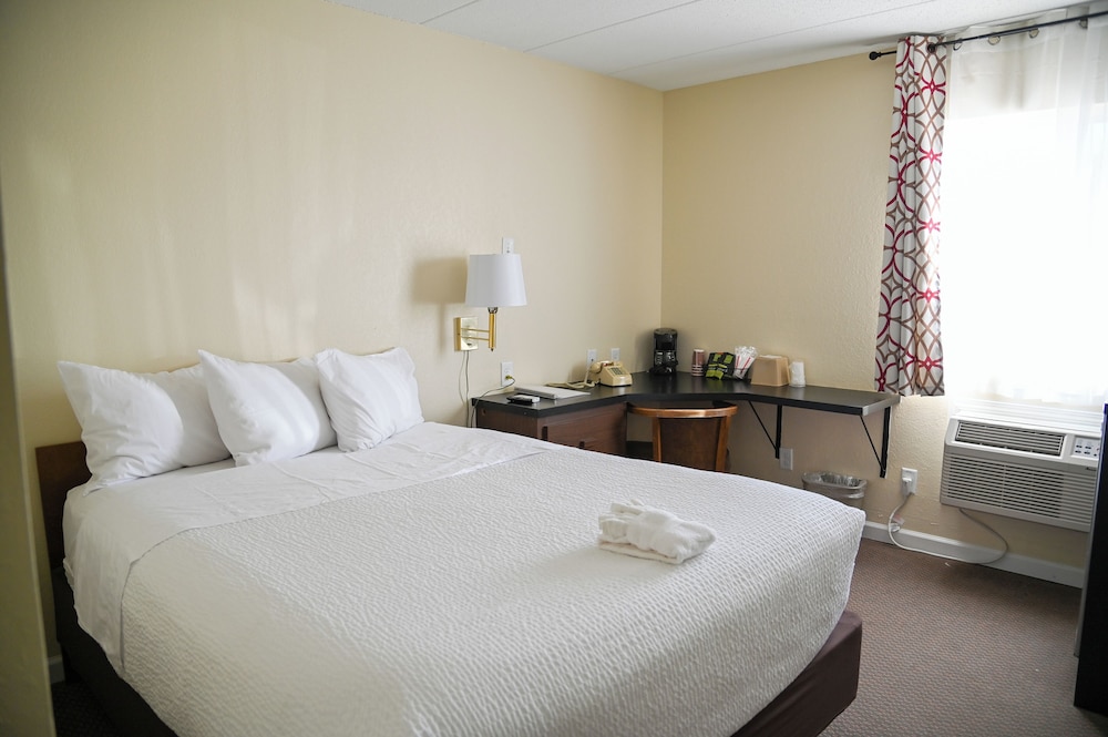 The Hudson Inn - photo 6