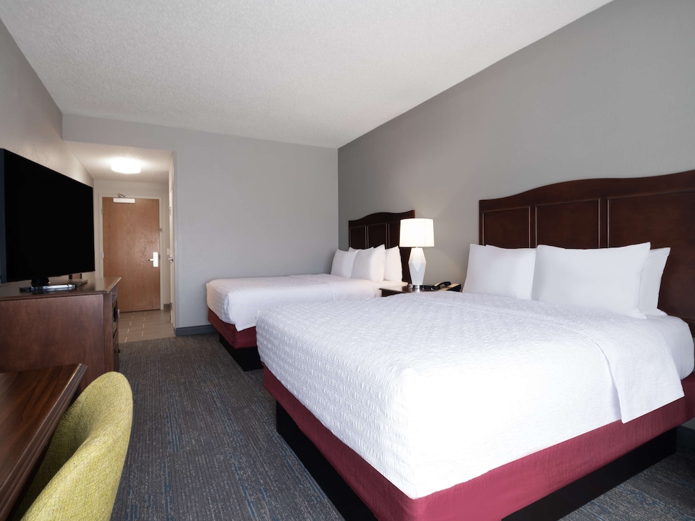 Hampton Inn Boca Raton Deerfield Beach - photo 7