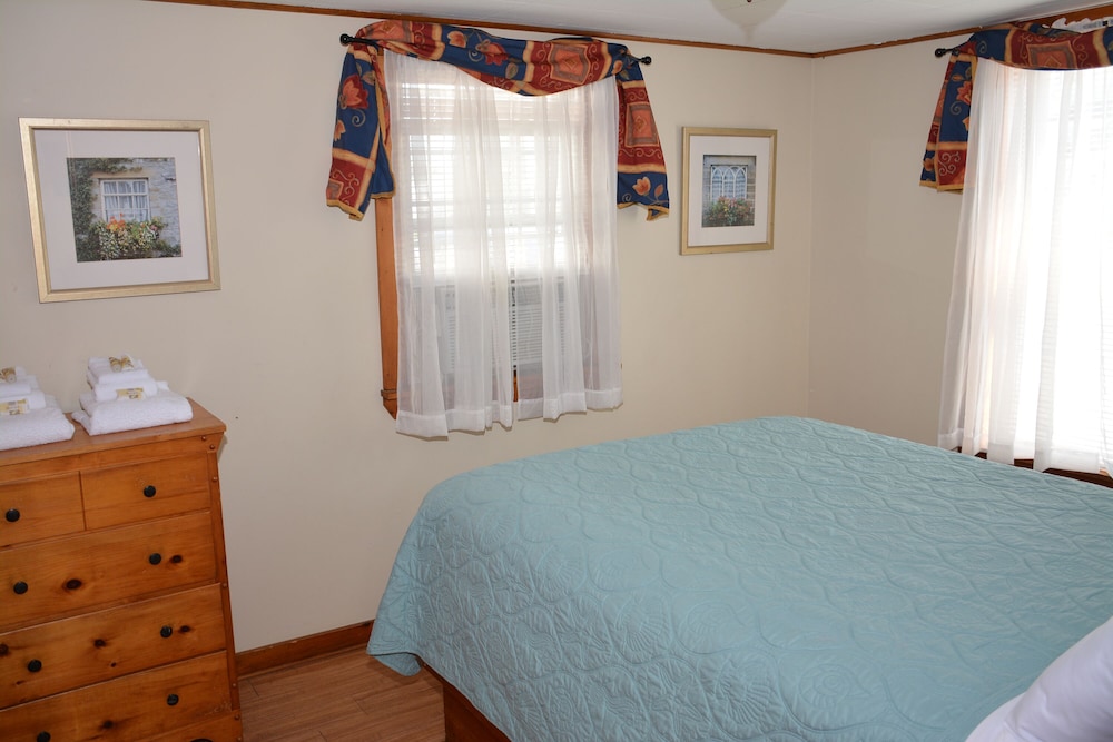 Little Miss Cottages - photo 9