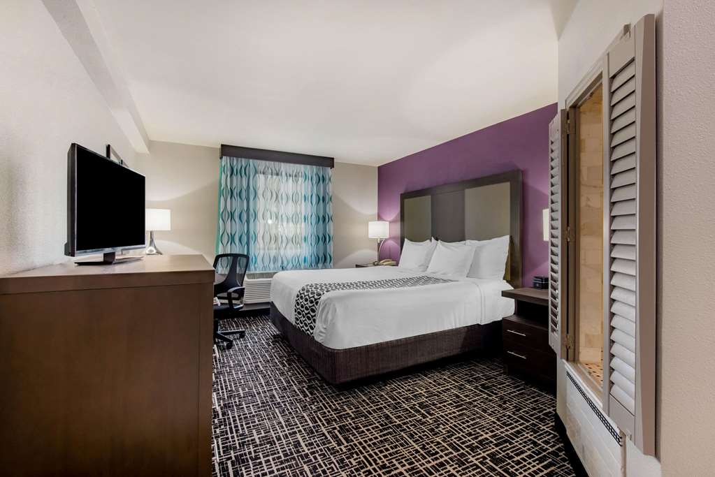 La Quinta Inn by Wyndham West Long Branch NJ Shore Area - photo 11