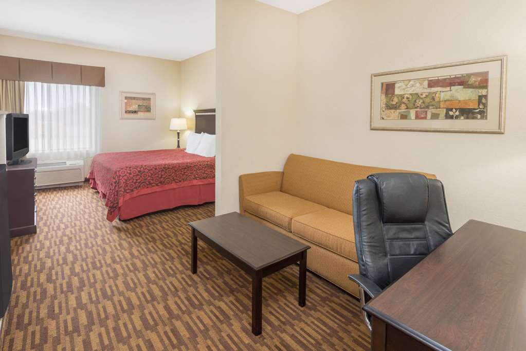 Days Inn by Wyndham Semmes Mobile - photo 10