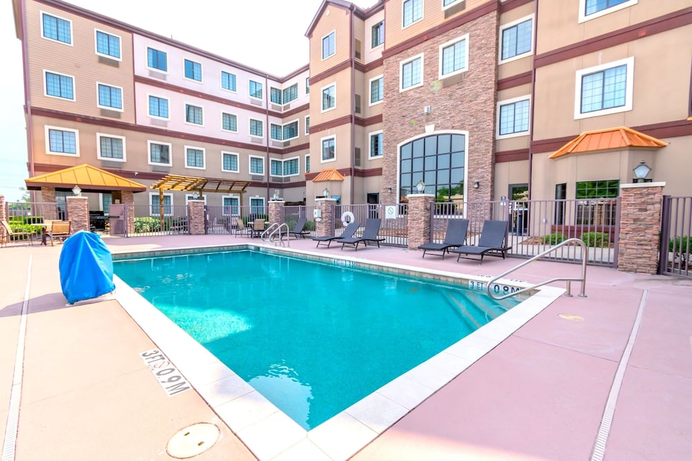 Staybridge Suites Houston IAH Beltway 8 by IHG - photo 26
