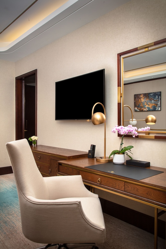 Blossom Hotel Houston Curio Collection by Hilton - photo 45