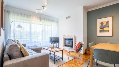 Infante Cozy 1BR w Parking by LovelyStay — 4-Star Luxury Hotel in Vila Nova De Gaia, Portugal