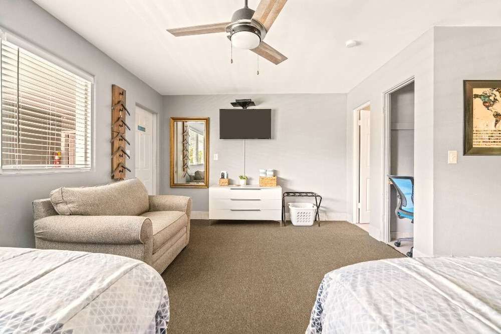 Boutique Beach Retreat - photo 12